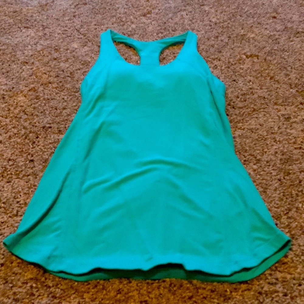 Lululemon turquoise tank top. Size 4.